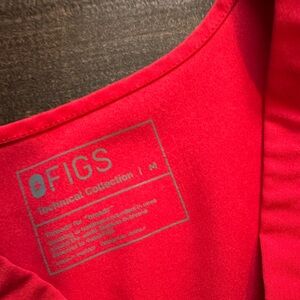 Figs Scrub set - Red